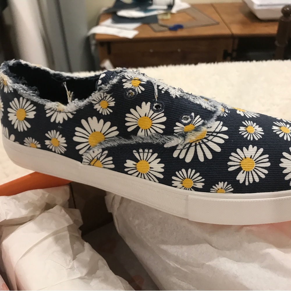 New in box. Rick port slip on shoe. Size 10